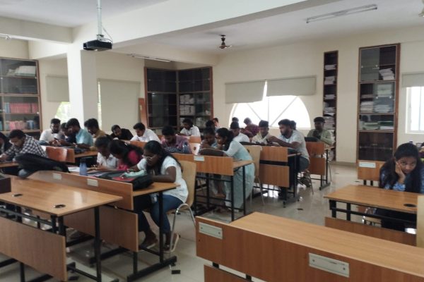Glimpses from the Smart Money Moves Intra-College Competition!